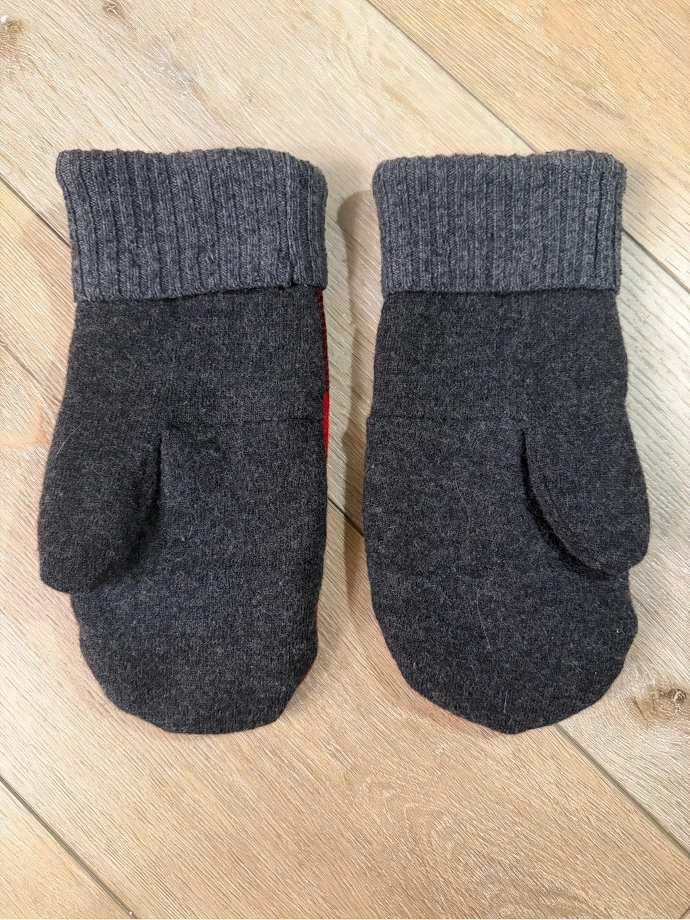 Red Buffalo Plaid Knit Cuffed Mittens
